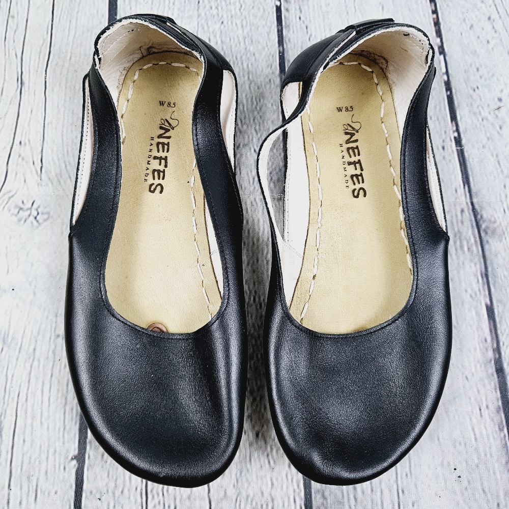 NEFES | leather handmade barefoot closed toe flats sandals